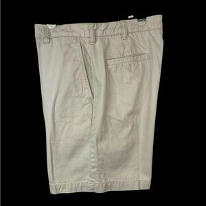 Izod Beige Flat Front Casual Shorts Men’s 34W